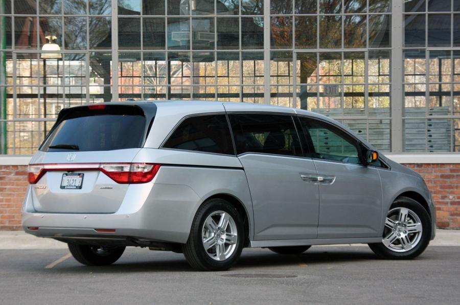  Honda Odyssey 2011 года  (фото 99 из 162)